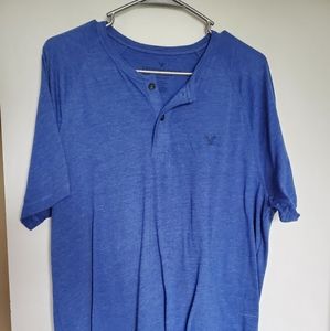 American Eagle men's Henley t-shirt